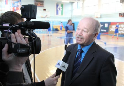 Баскетбольный клуб "Уфимец" поздравил ХК "Салават Юлаев" с первой бронзой